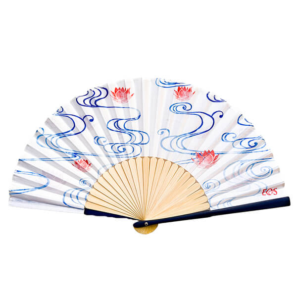 暑い夏に 扇子（蓮_紺）耐水性・難燃性 ケース付き 蓮_紺 【長さ】約21cm